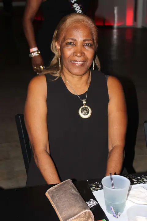 TBT BALCK & GOLD PARTY