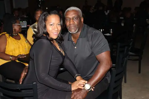 TBT BALCK & GOLD PARTY